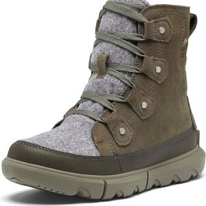 NWT Sorel Green Explorer Winter Boots - Size 8